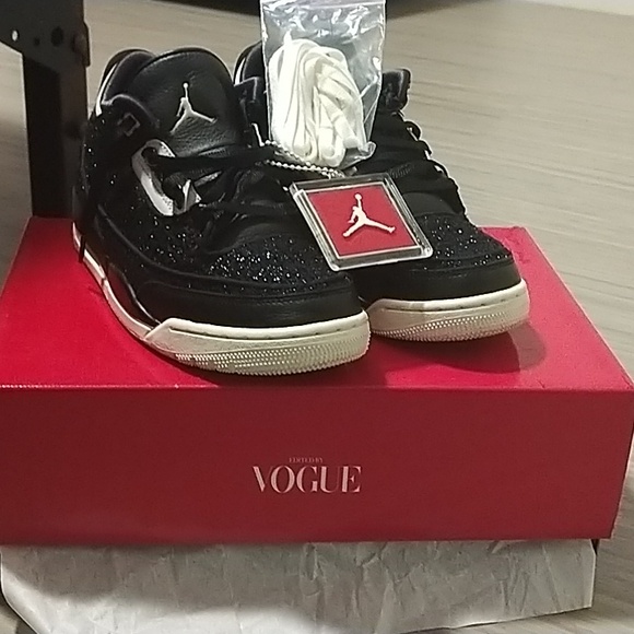 Jordans shoes for women size 8 - Picture 4 of 8